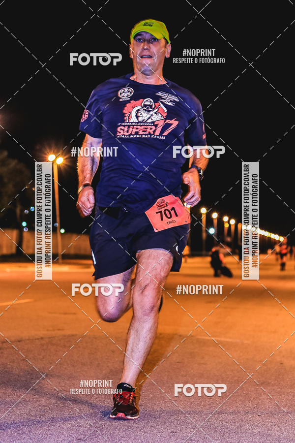 Buy your photos of the event1 Corrida Noturna Super 17 - Etapa Mogi das Cruzes on Fotop