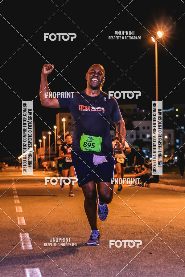 Buy your photos of the event1 Corrida Noturna Super 17 - Etapa Mogi das Cruzes on Fotop