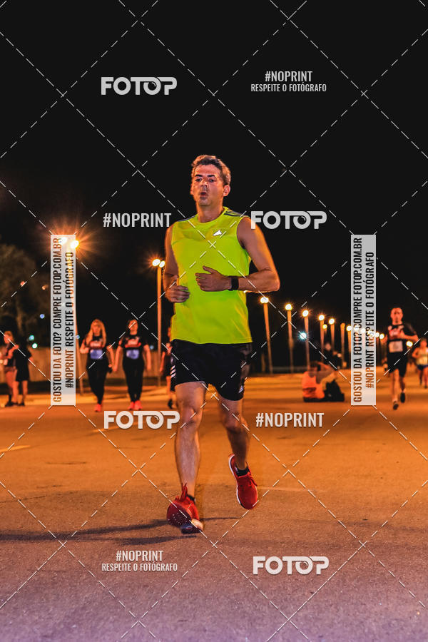 Buy your photos of the event1 Corrida Noturna Super 17 - Etapa Mogi das Cruzes on Fotop