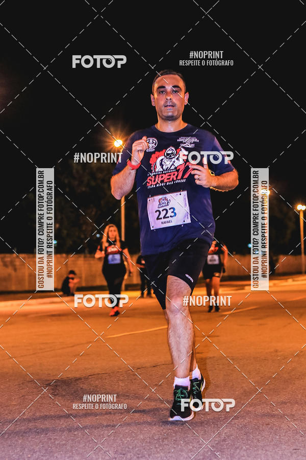 Buy your photos of the event1 Corrida Noturna Super 17 - Etapa Mogi das Cruzes on Fotop