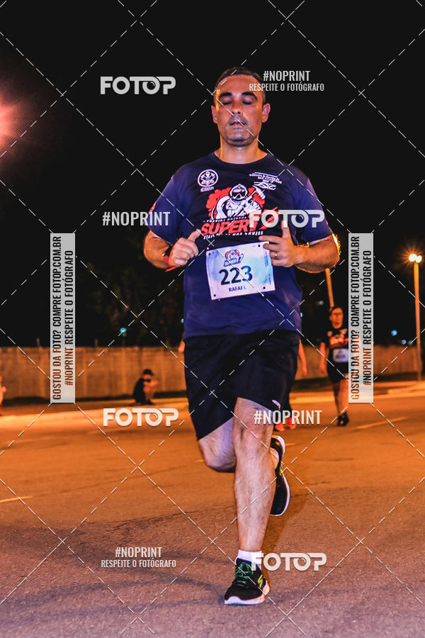 Buy your photos of the event1 Corrida Noturna Super 17 - Etapa Mogi das Cruzes on Fotop