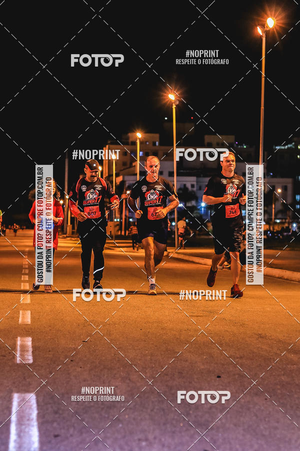Buy your photos of the event1 Corrida Noturna Super 17 - Etapa Mogi das Cruzes on Fotop