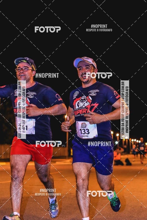 Buy your photos of the event1 Corrida Noturna Super 17 - Etapa Mogi das Cruzes on Fotop
