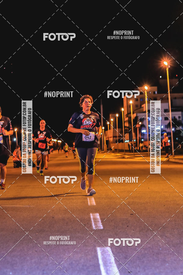 Buy your photos of the event1 Corrida Noturna Super 17 - Etapa Mogi das Cruzes on Fotop