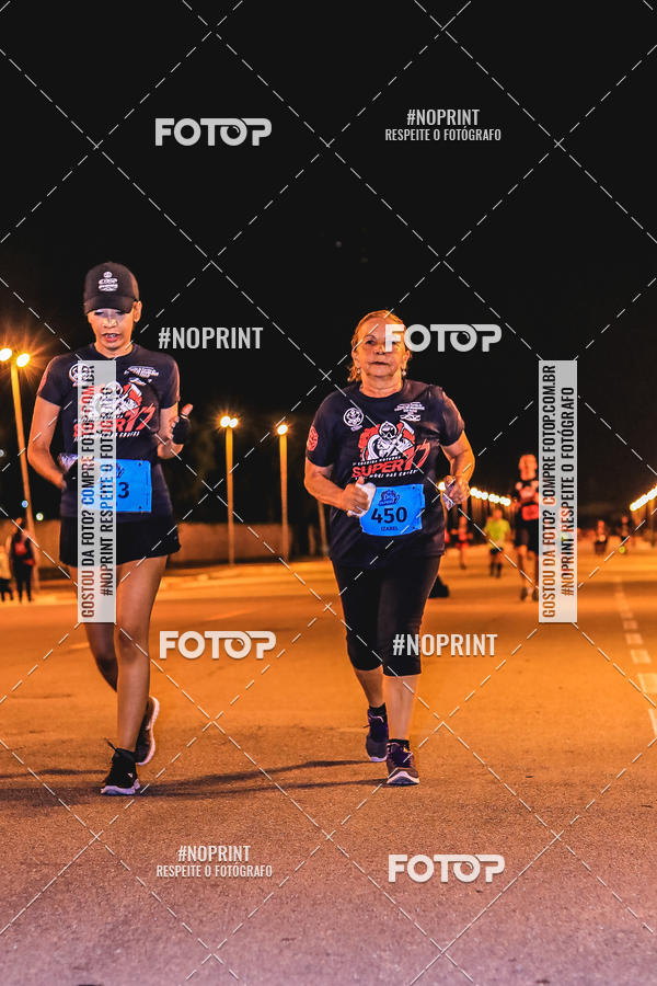 Buy your photos of the event1 Corrida Noturna Super 17 - Etapa Mogi das Cruzes on Fotop