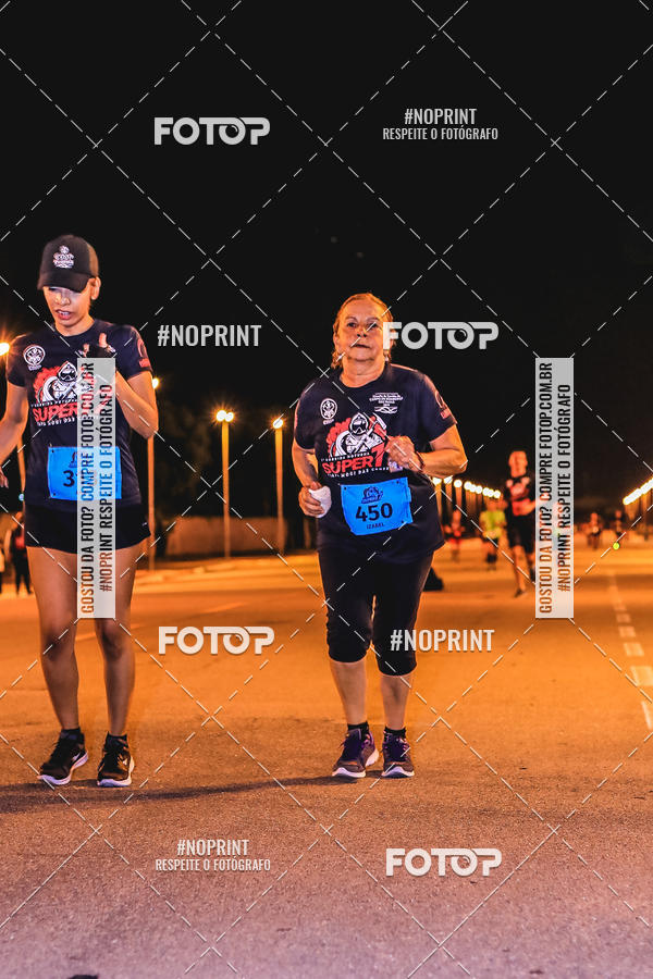 Buy your photos of the event1 Corrida Noturna Super 17 - Etapa Mogi das Cruzes on Fotop