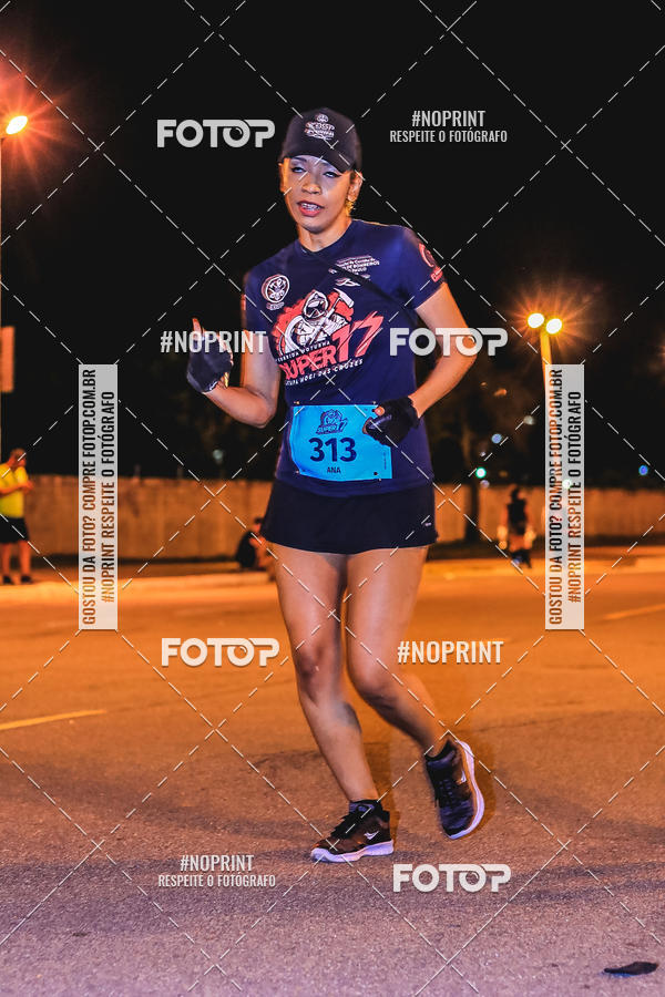 Buy your photos of the event1 Corrida Noturna Super 17 - Etapa Mogi das Cruzes on Fotop