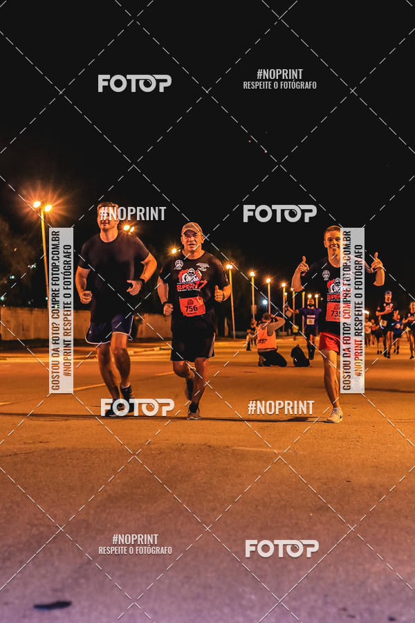 Buy your photos of the event1 Corrida Noturna Super 17 - Etapa Mogi das Cruzes on Fotop