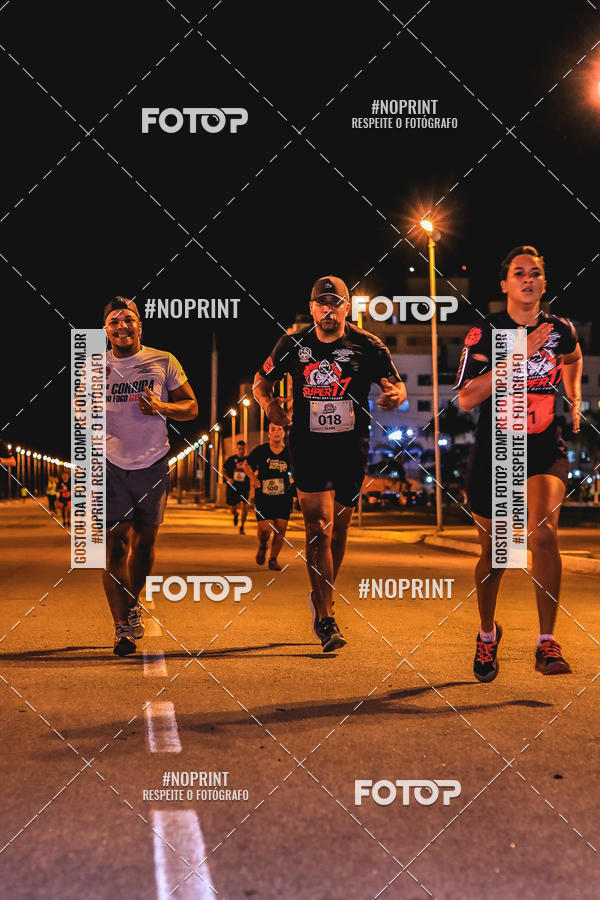 Buy your photos of the event1 Corrida Noturna Super 17 - Etapa Mogi das Cruzes on Fotop