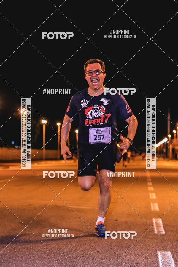 Buy your photos of the event1 Corrida Noturna Super 17 - Etapa Mogi das Cruzes on Fotop