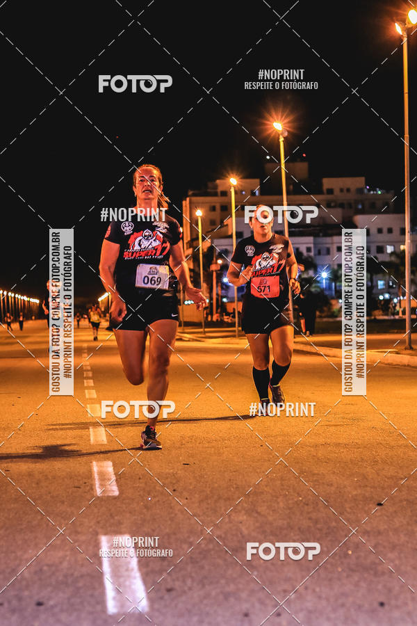 Buy your photos of the event1 Corrida Noturna Super 17 - Etapa Mogi das Cruzes on Fotop