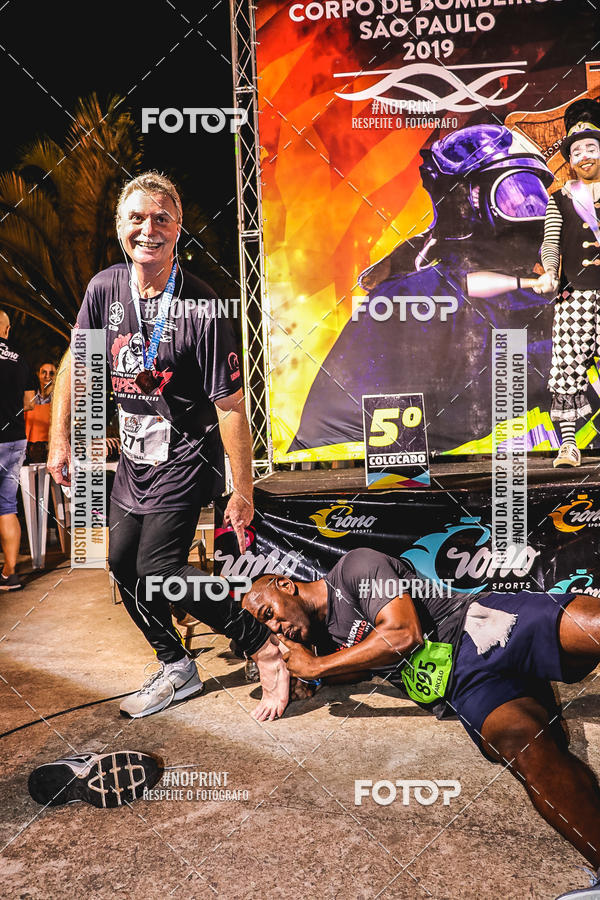 Buy your photos of the event1 Corrida Noturna Super 17 - Etapa Mogi das Cruzes on Fotop