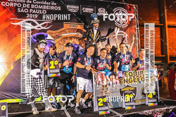 Buy your photos of the event1 Corrida Noturna Super 17 - Etapa Mogi das Cruzes on Fotop