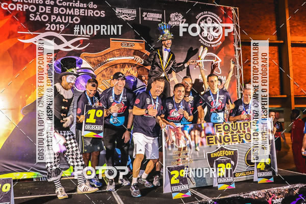 Buy your photos of the event1 Corrida Noturna Super 17 - Etapa Mogi das Cruzes on Fotop