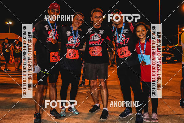 Buy your photos of the event1 Corrida Noturna Super 17 - Etapa Mogi das Cruzes on Fotop