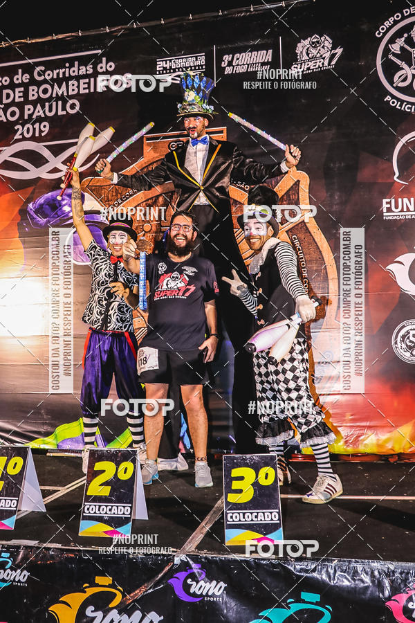 Buy your photos of the event1 Corrida Noturna Super 17 - Etapa Mogi das Cruzes on Fotop