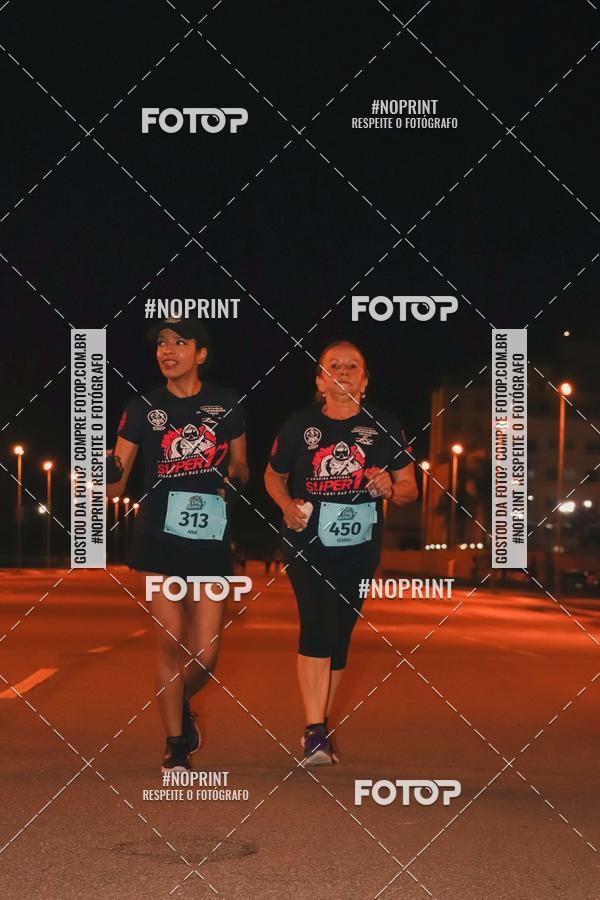 Buy your photos of the event1 Corrida Noturna Super 17 - Etapa Mogi das Cruzes on Fotop