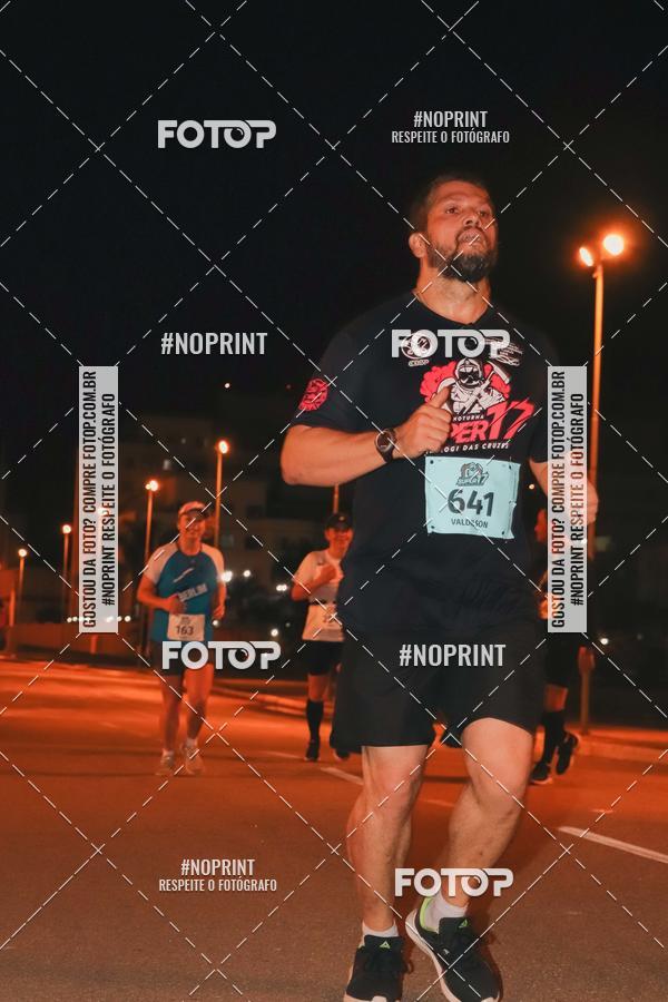 Buy your photos of the event1 Corrida Noturna Super 17 - Etapa Mogi das Cruzes on Fotop