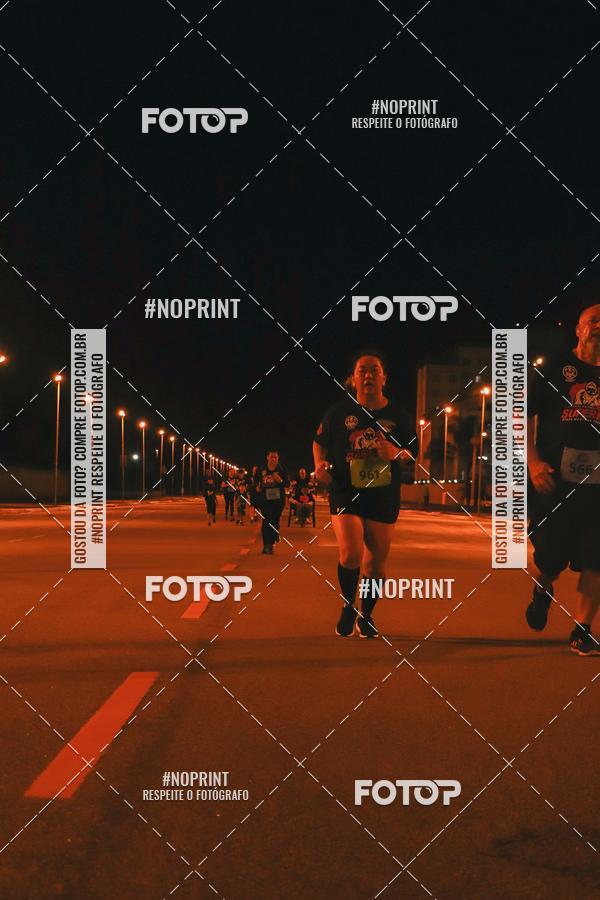 Buy your photos of the event1 Corrida Noturna Super 17 - Etapa Mogi das Cruzes on Fotop