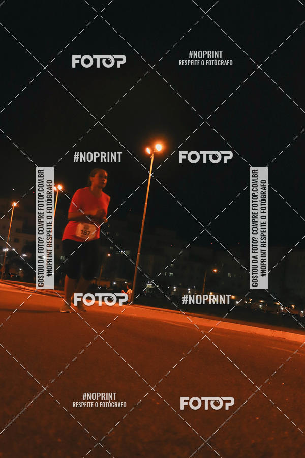 Buy your photos of the event1 Corrida Noturna Super 17 - Etapa Mogi das Cruzes on Fotop