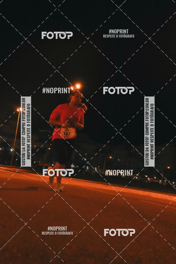 Buy your photos of the event1 Corrida Noturna Super 17 - Etapa Mogi das Cruzes on Fotop