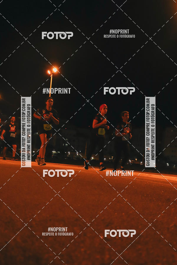Buy your photos of the event1 Corrida Noturna Super 17 - Etapa Mogi das Cruzes on Fotop