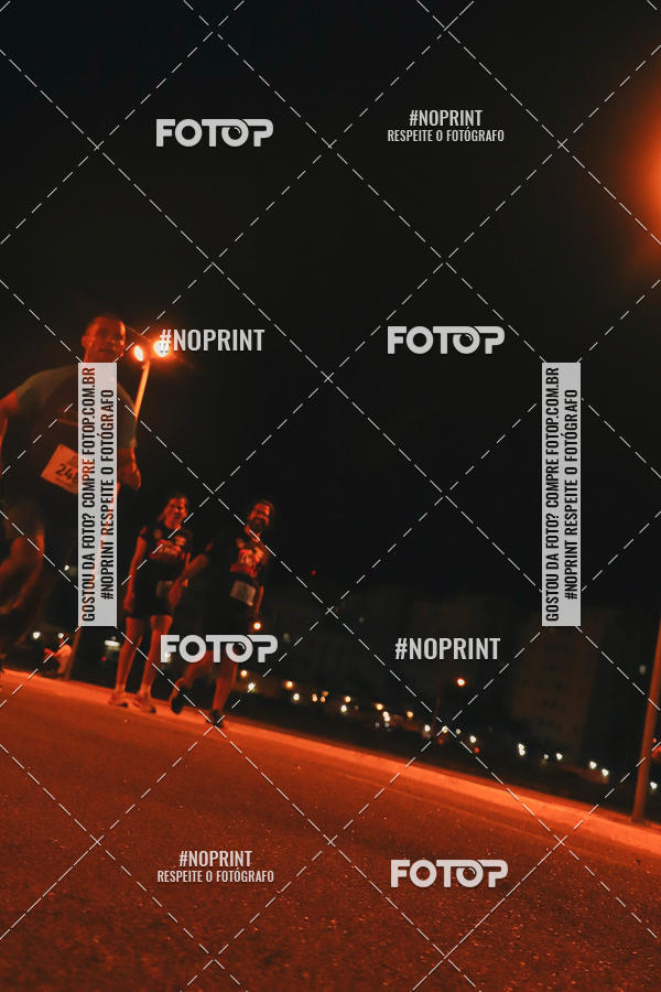 Buy your photos of the event1 Corrida Noturna Super 17 - Etapa Mogi das Cruzes on Fotop