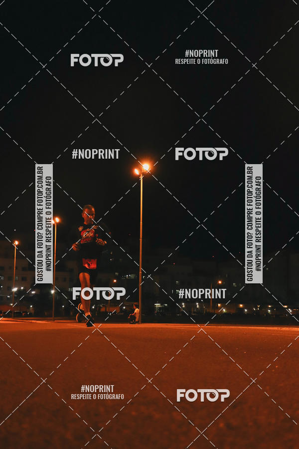 Buy your photos of the event1 Corrida Noturna Super 17 - Etapa Mogi das Cruzes on Fotop