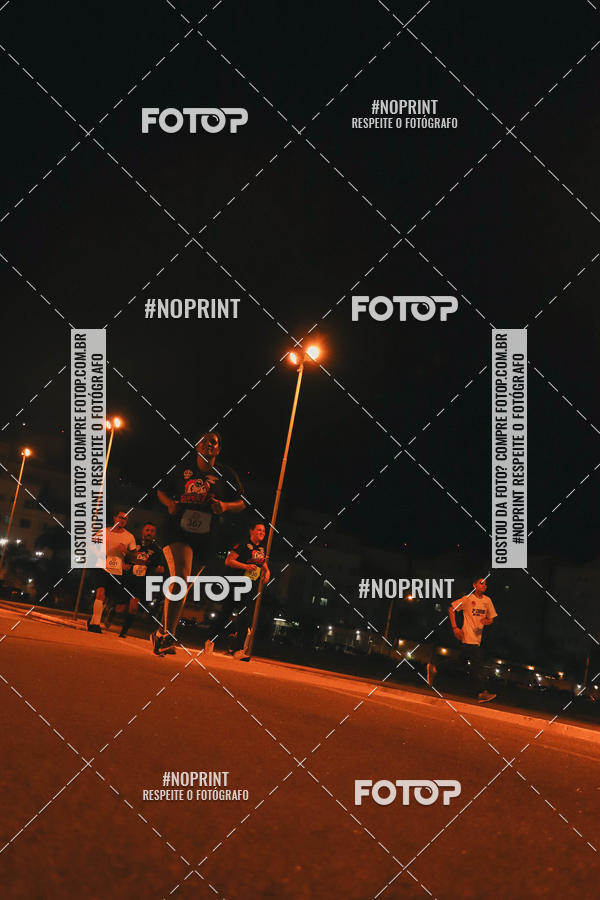 Buy your photos of the event1 Corrida Noturna Super 17 - Etapa Mogi das Cruzes on Fotop