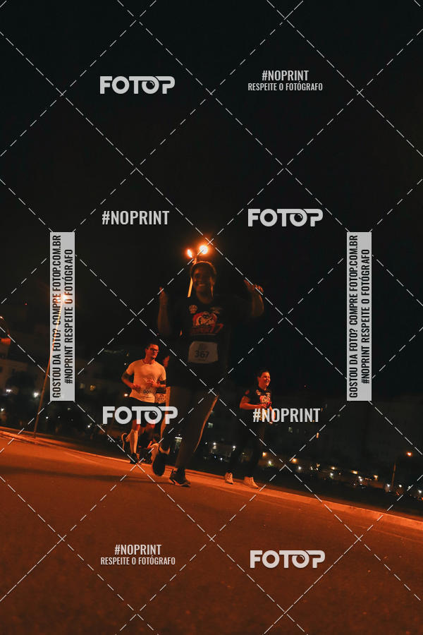 Buy your photos of the event1 Corrida Noturna Super 17 - Etapa Mogi das Cruzes on Fotop
