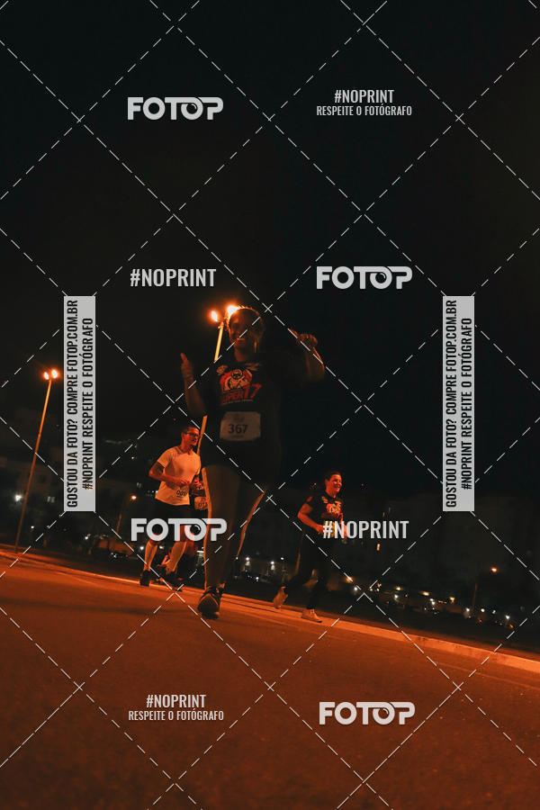 Buy your photos of the event1 Corrida Noturna Super 17 - Etapa Mogi das Cruzes on Fotop
