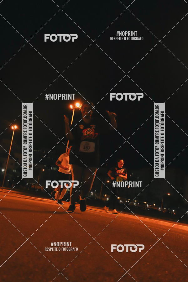 Buy your photos of the event1 Corrida Noturna Super 17 - Etapa Mogi das Cruzes on Fotop