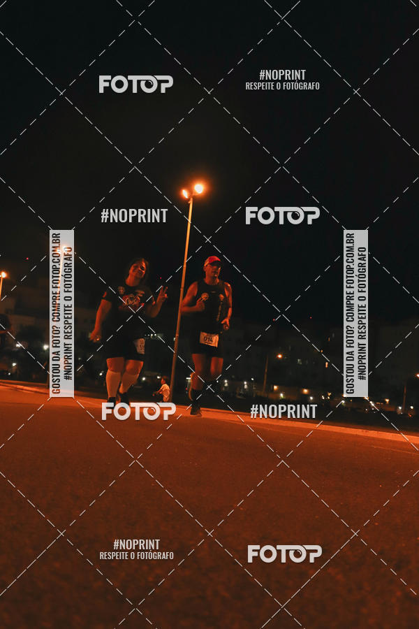 Buy your photos of the event1 Corrida Noturna Super 17 - Etapa Mogi das Cruzes on Fotop