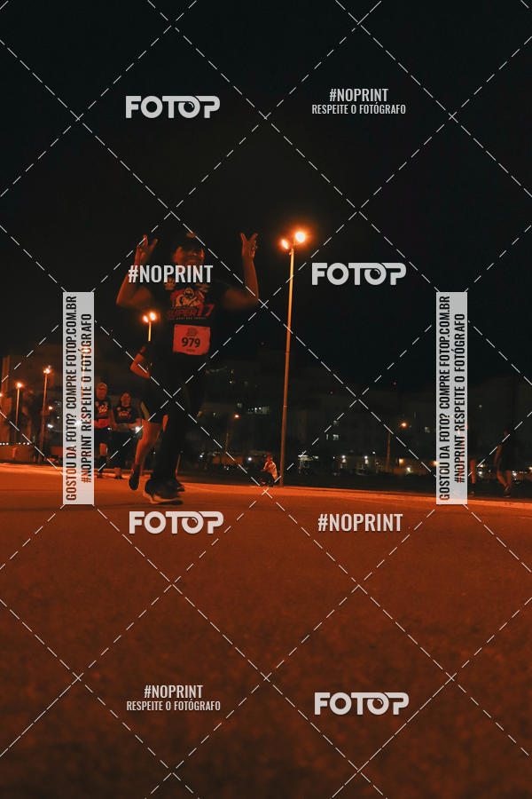 Buy your photos of the event1 Corrida Noturna Super 17 - Etapa Mogi das Cruzes on Fotop