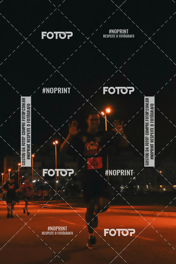 Buy your photos of the event1 Corrida Noturna Super 17 - Etapa Mogi das Cruzes on Fotop