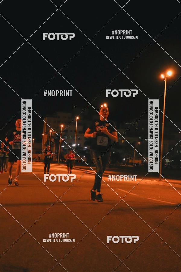 Buy your photos of the event1 Corrida Noturna Super 17 - Etapa Mogi das Cruzes on Fotop