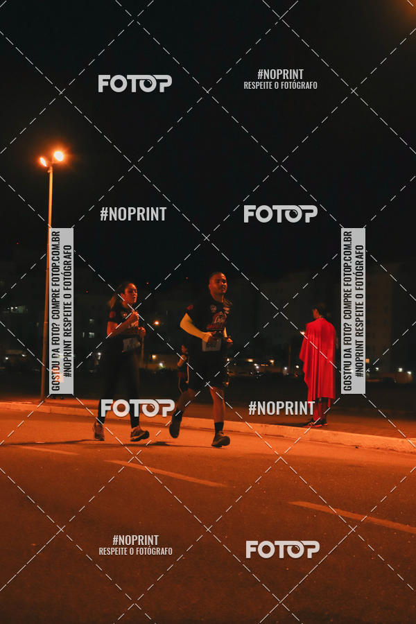 Buy your photos of the event1 Corrida Noturna Super 17 - Etapa Mogi das Cruzes on Fotop