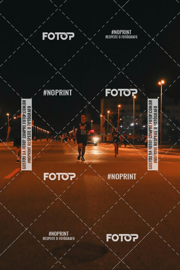 Buy your photos of the event1 Corrida Noturna Super 17 - Etapa Mogi das Cruzes on Fotop