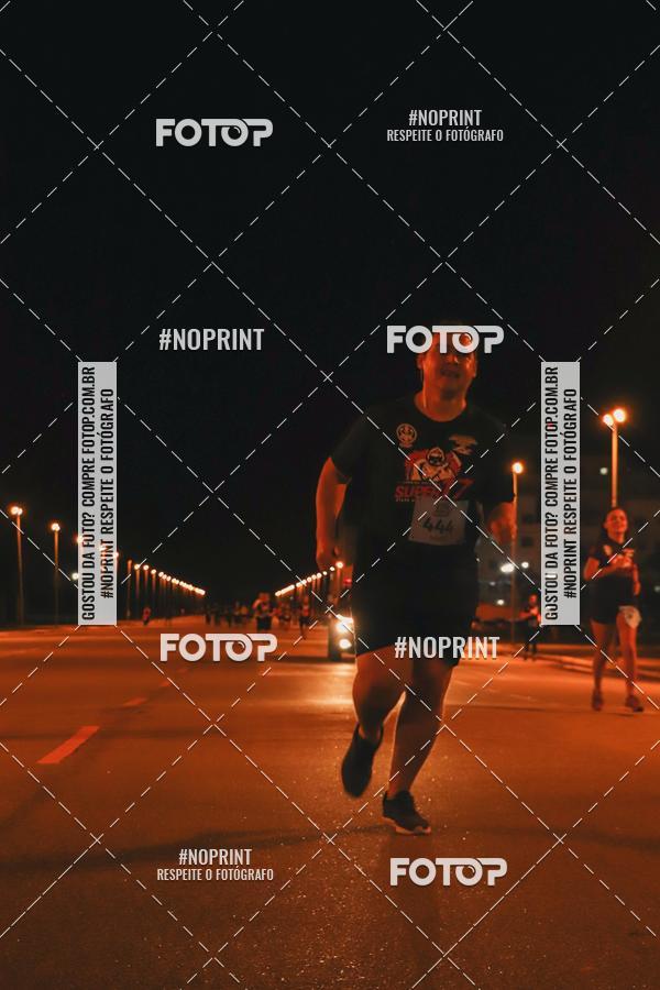 Buy your photos of the event1 Corrida Noturna Super 17 - Etapa Mogi das Cruzes on Fotop