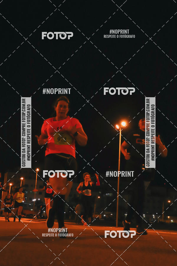 Buy your photos of the event1 Corrida Noturna Super 17 - Etapa Mogi das Cruzes on Fotop