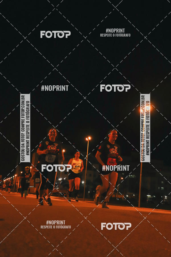 Buy your photos of the event1 Corrida Noturna Super 17 - Etapa Mogi das Cruzes on Fotop