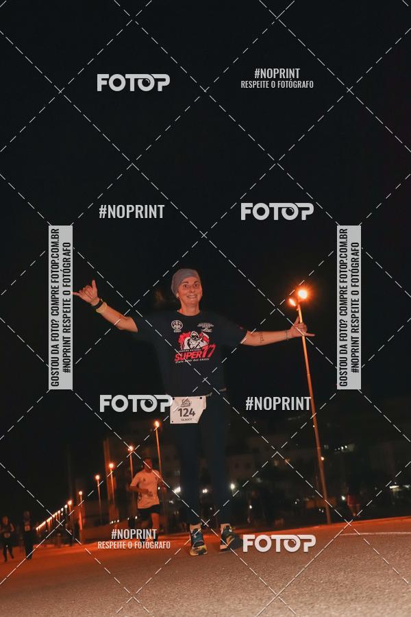 Buy your photos of the event1 Corrida Noturna Super 17 - Etapa Mogi das Cruzes on Fotop