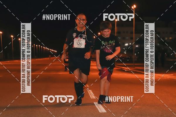 Buy your photos of the event1 Corrida Noturna Super 17 - Etapa Mogi das Cruzes on Fotop