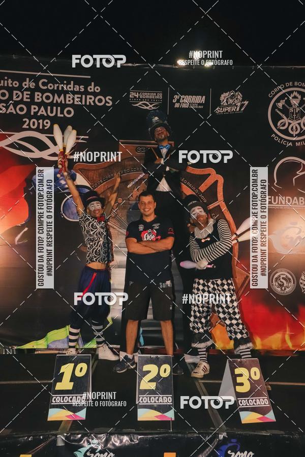 Buy your photos of the event1 Corrida Noturna Super 17 - Etapa Mogi das Cruzes on Fotop