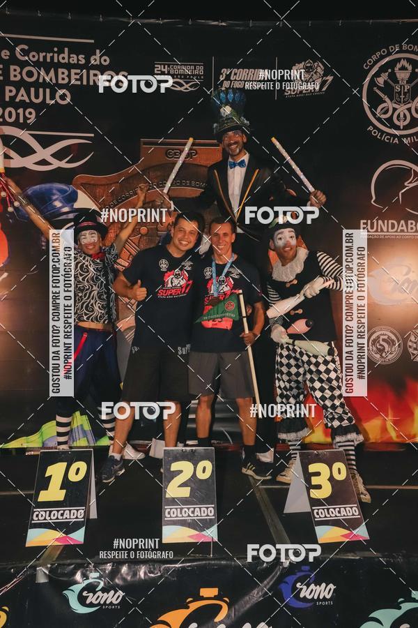 Buy your photos of the event1 Corrida Noturna Super 17 - Etapa Mogi das Cruzes on Fotop