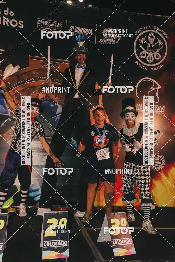 Buy your photos of the event1 Corrida Noturna Super 17 - Etapa Mogi das Cruzes on Fotop