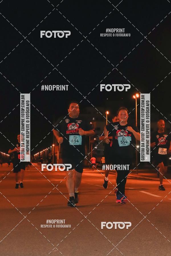Buy your photos of the event1 Corrida Noturna Super 17 - Etapa Mogi das Cruzes on Fotop