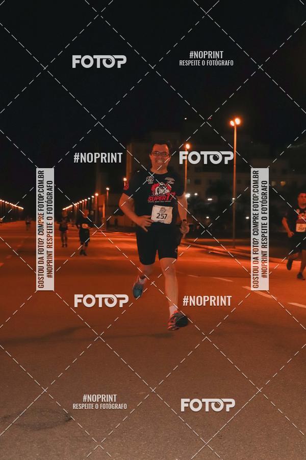 Buy your photos of the event1 Corrida Noturna Super 17 - Etapa Mogi das Cruzes on Fotop