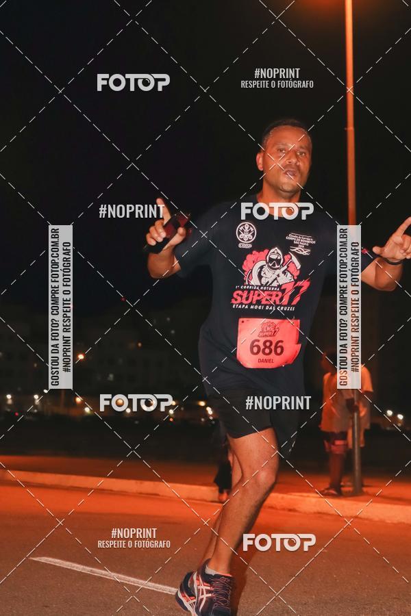 Buy your photos of the event1 Corrida Noturna Super 17 - Etapa Mogi das Cruzes on Fotop