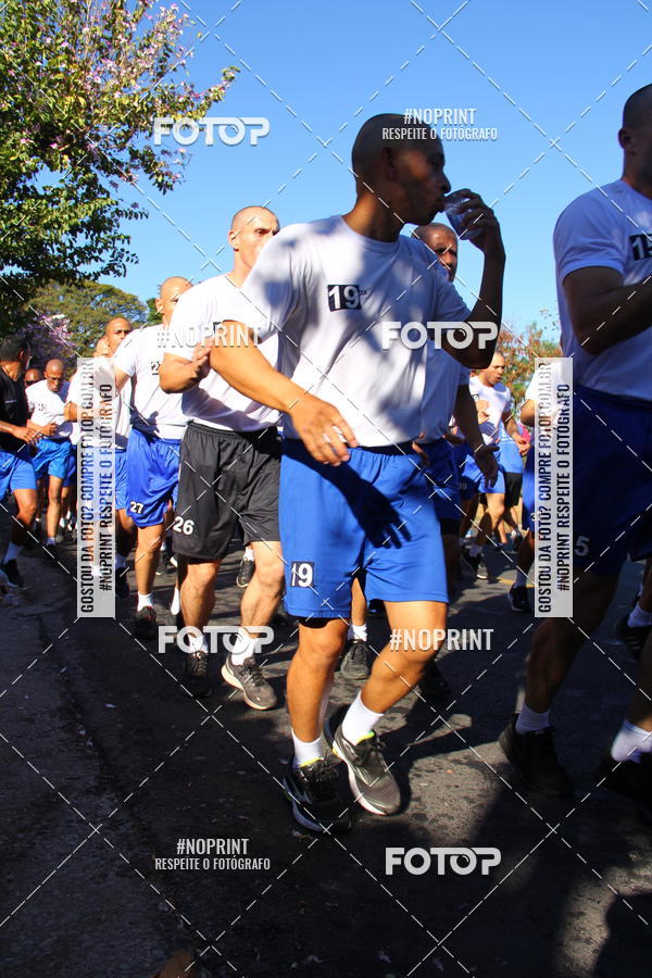 Buy your photos of the event6 Corrida da Polcia Militar de Minas Gerais on Fotop